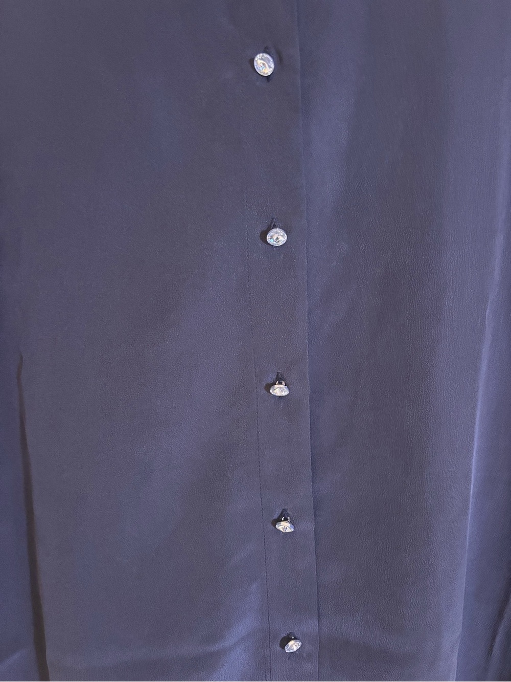 Equipment Femme Black Washed Silk Gem Button-Front Long Sleeve Blouse Shirt - Picture 4 of 5